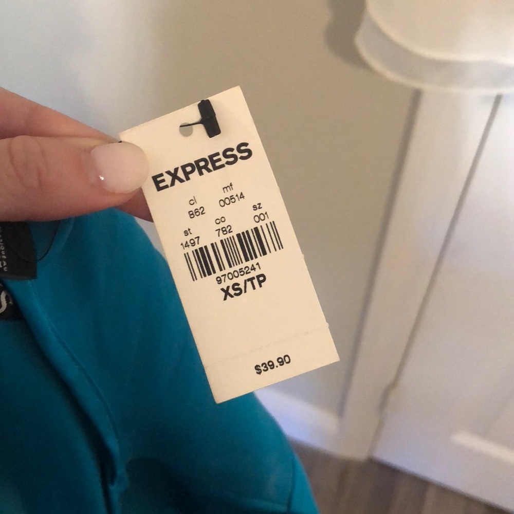 Express white blouse - Picture 6 of 6